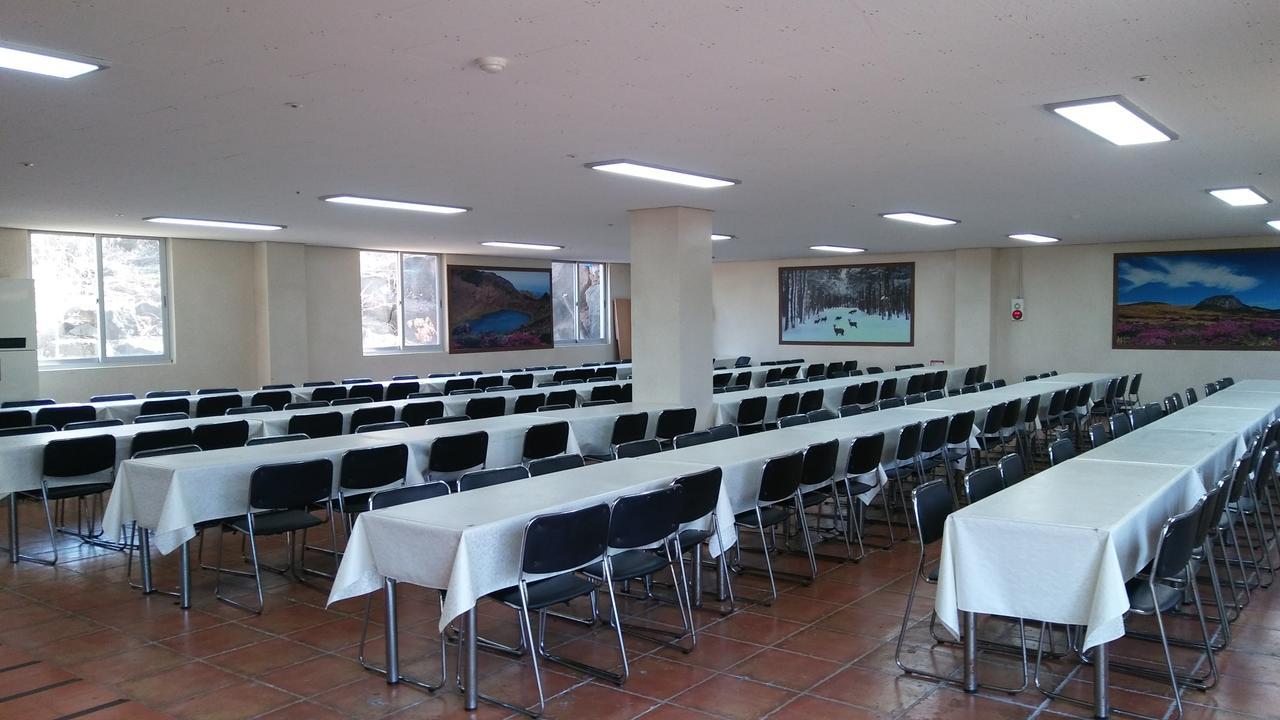 Jeju Youth Hostel Eksteriør billede